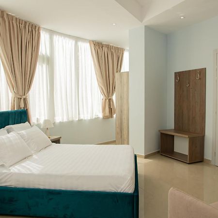 Alv Rent Rooms Vlorë Екстериор снимка