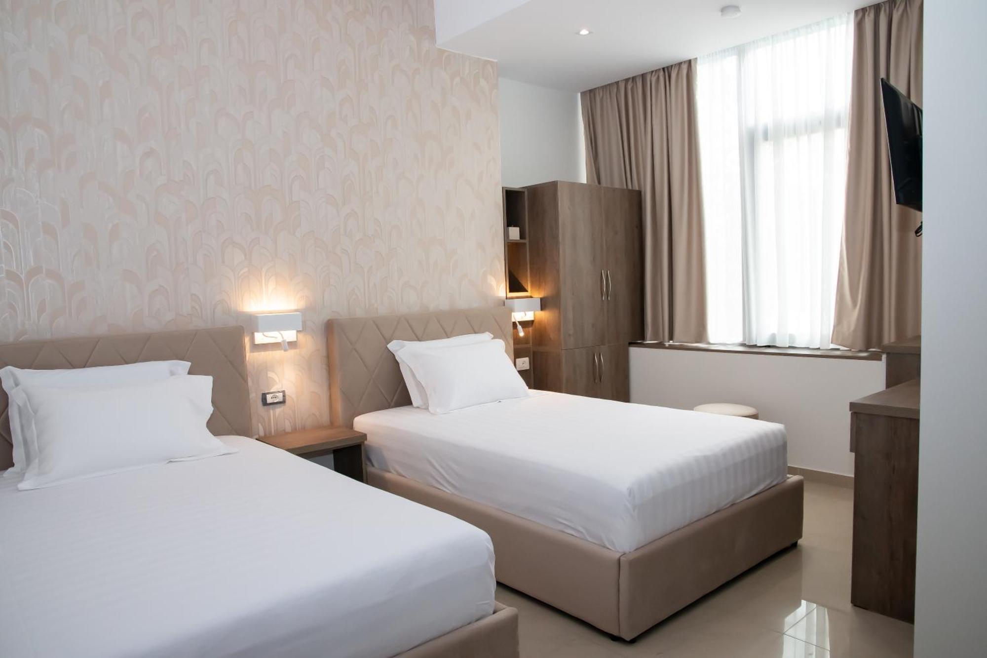Alv Rent Rooms Vlorë Екстериор снимка