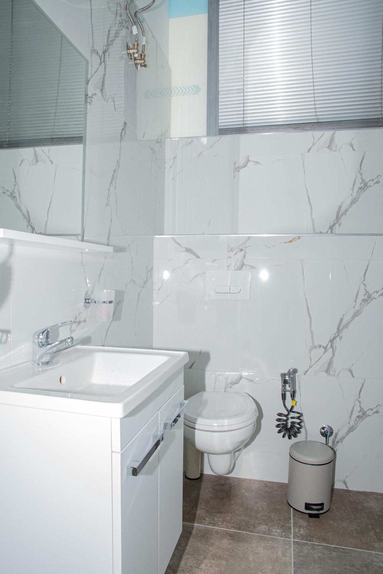 Alv Rent Rooms Vlorë Екстериор снимка