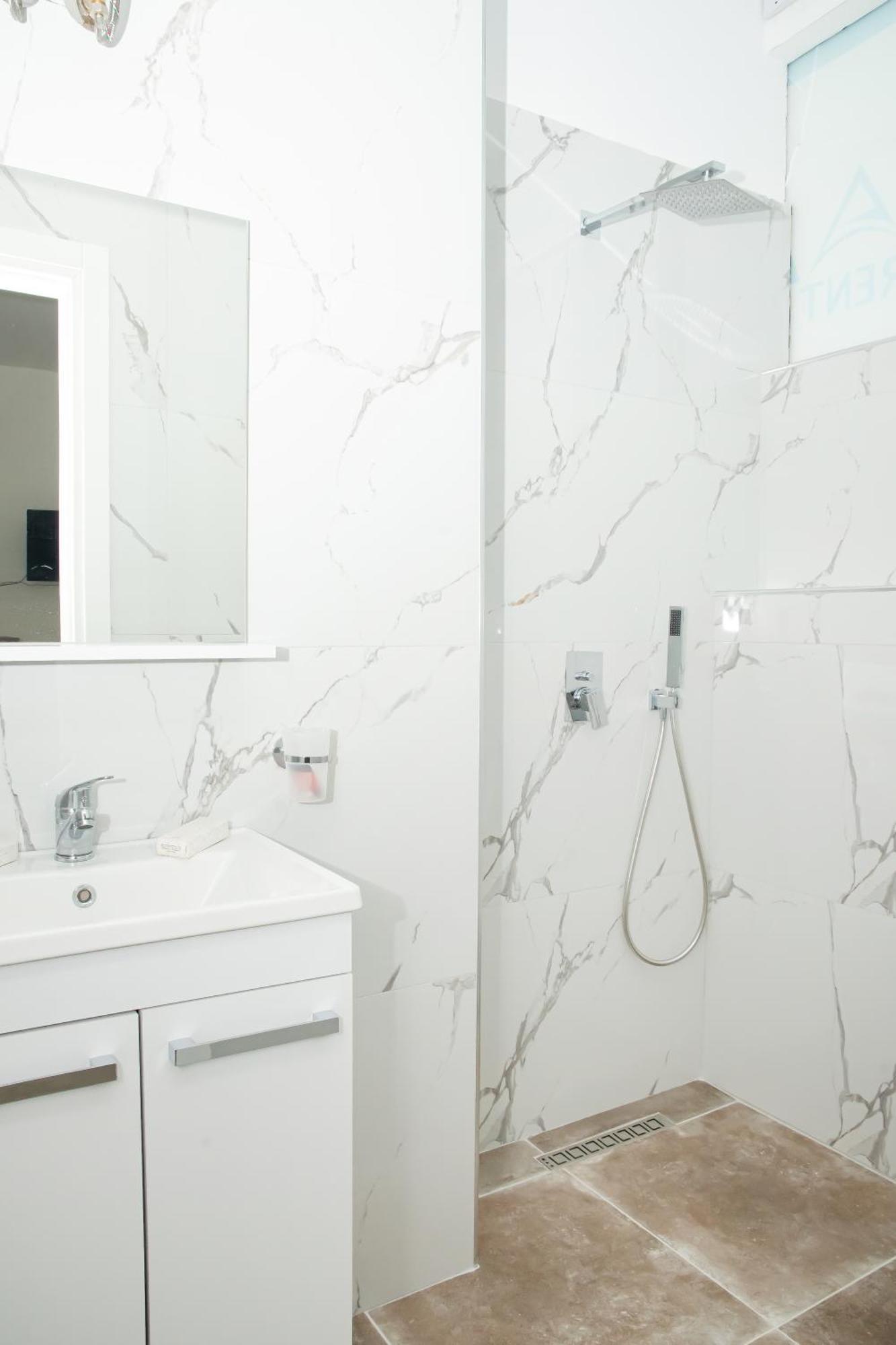 Alv Rent Rooms Vlorë Екстериор снимка