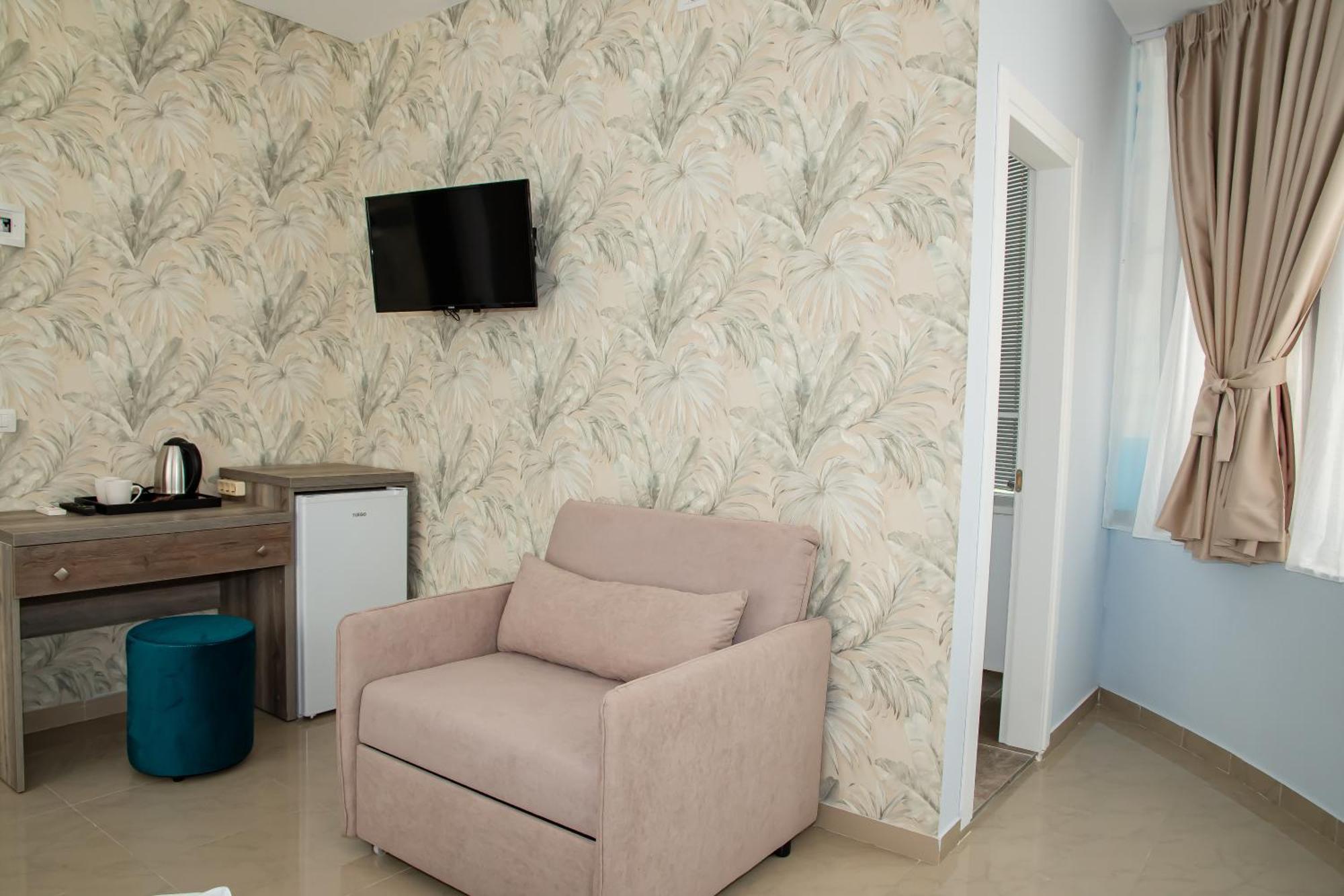 Alv Rent Rooms Vlorë Екстериор снимка