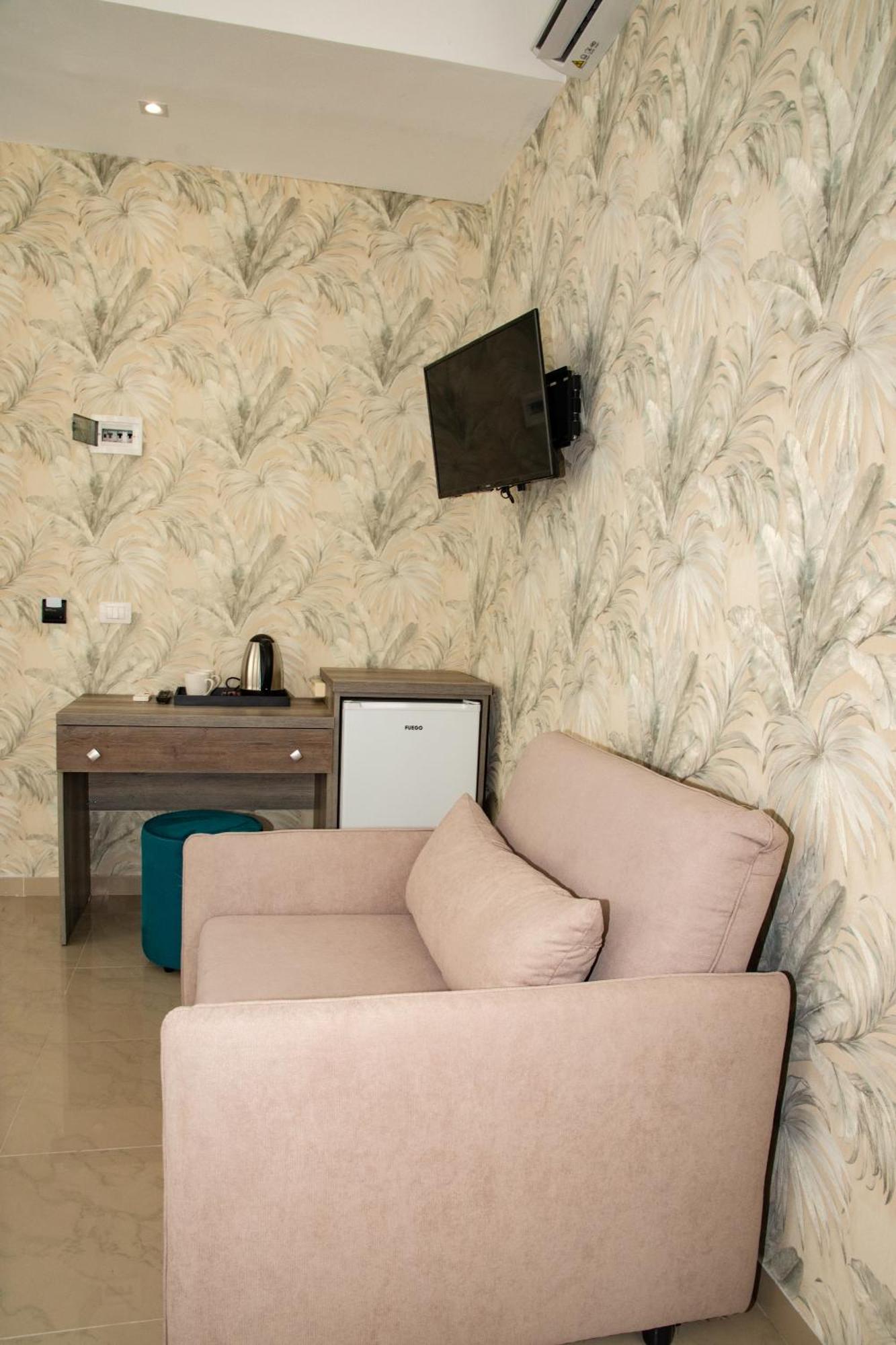 Alv Rent Rooms Vlorë Екстериор снимка